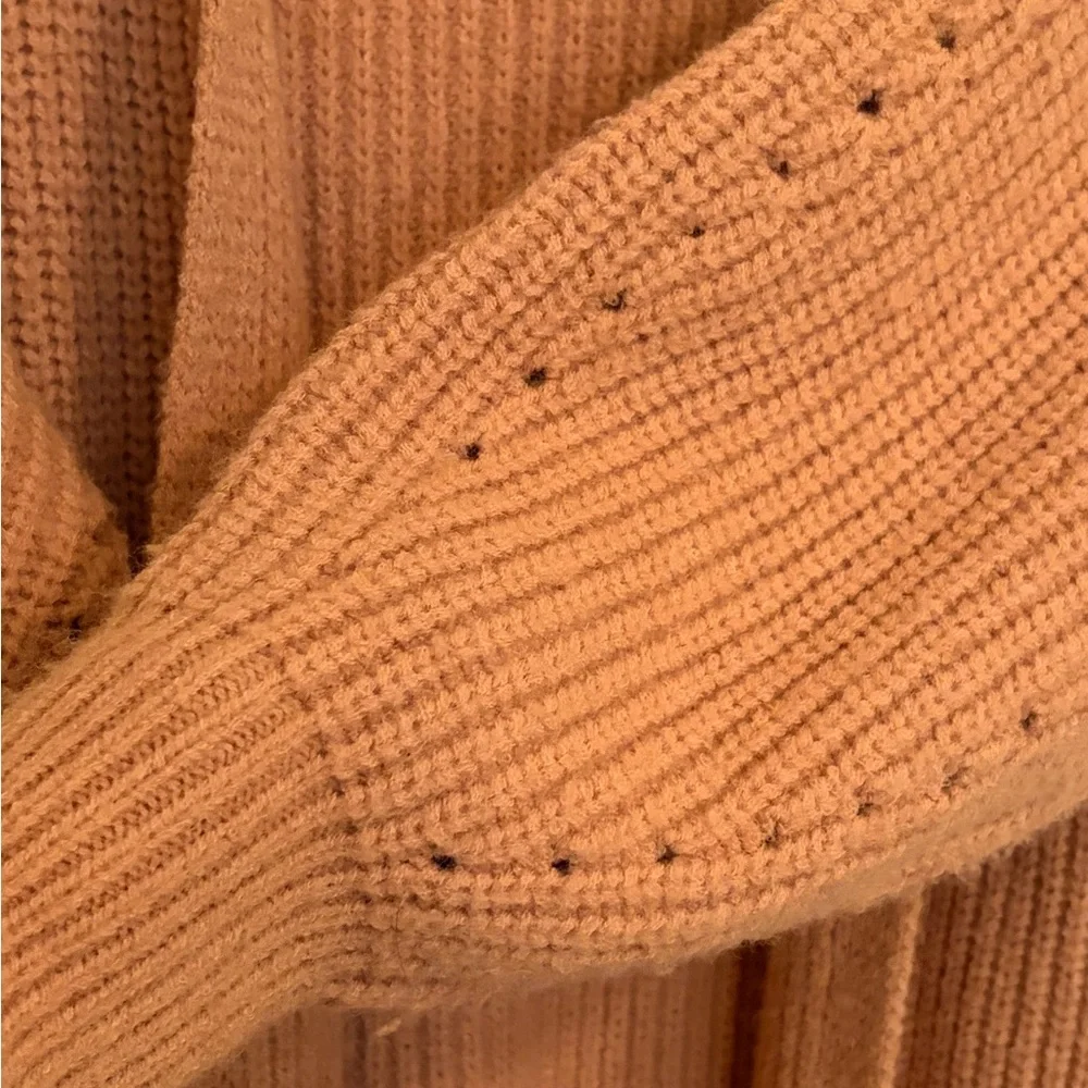 Bluivy Women's Warm Oversized Brownish Cardigan - Picture 6 of 7